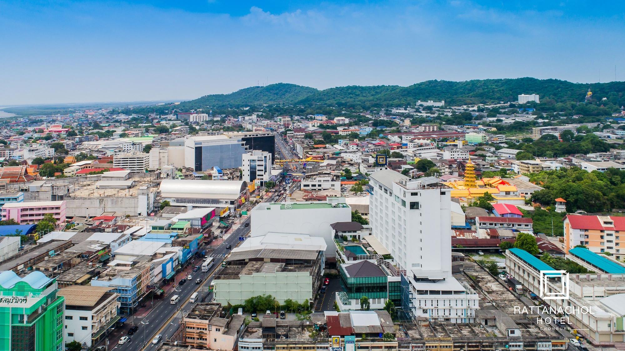 Rattanachol Hotel Chonburi Luaran gambar