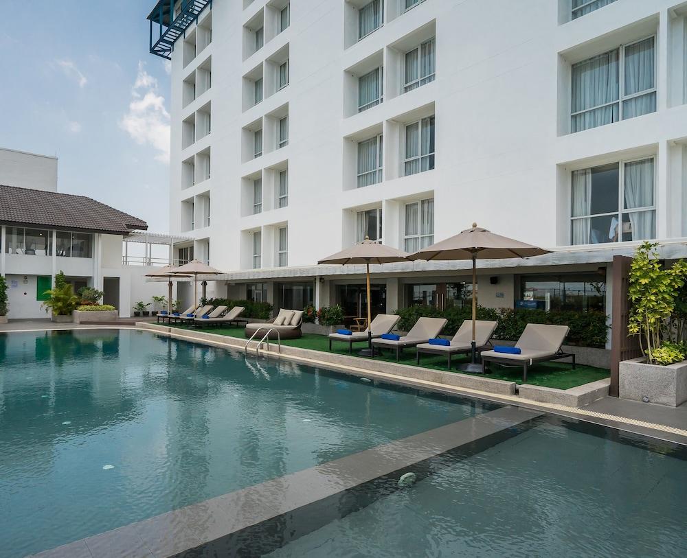 Rattanachol Hotel Chonburi Luaran gambar