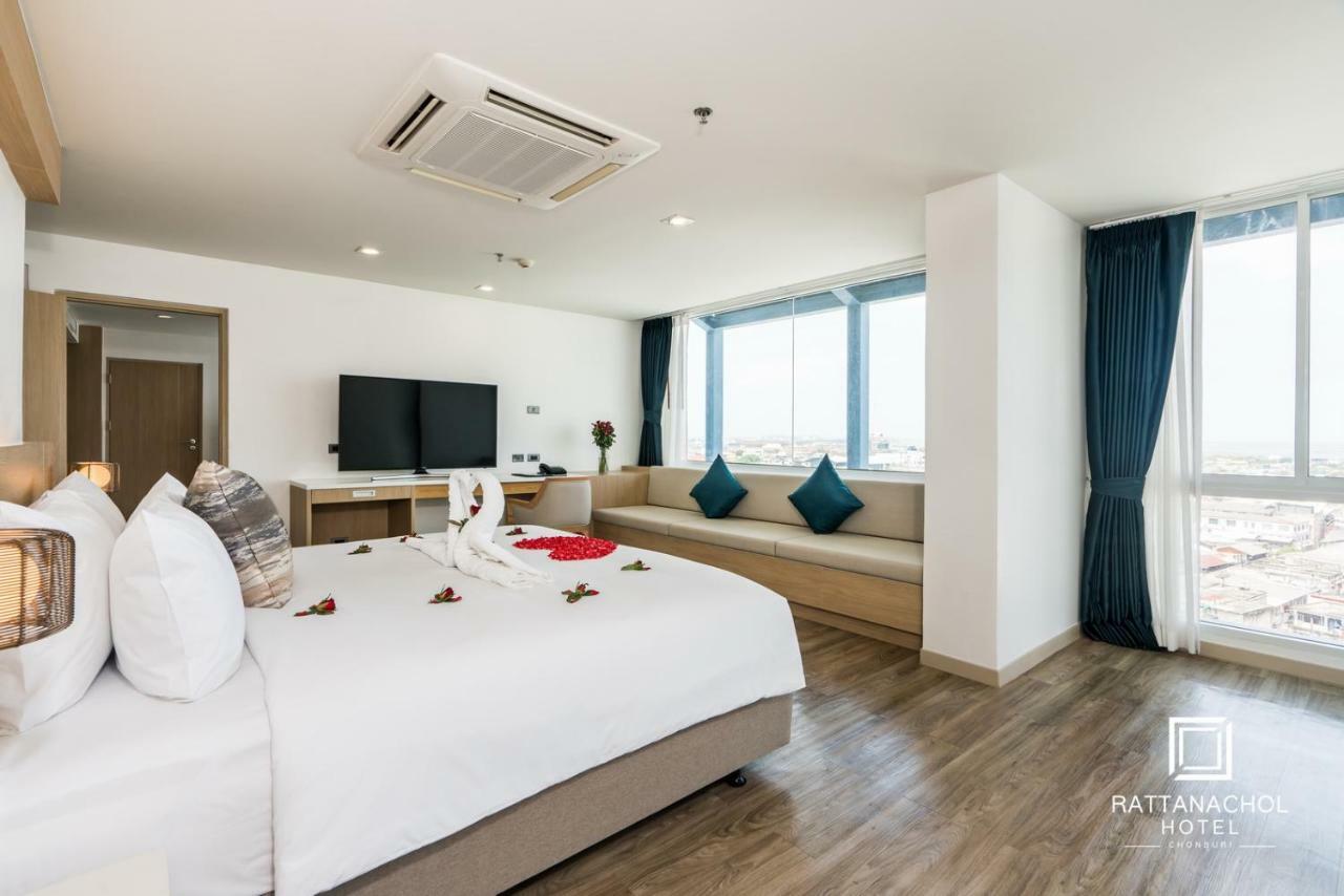 Rattanachol Hotel Chonburi Luaran gambar