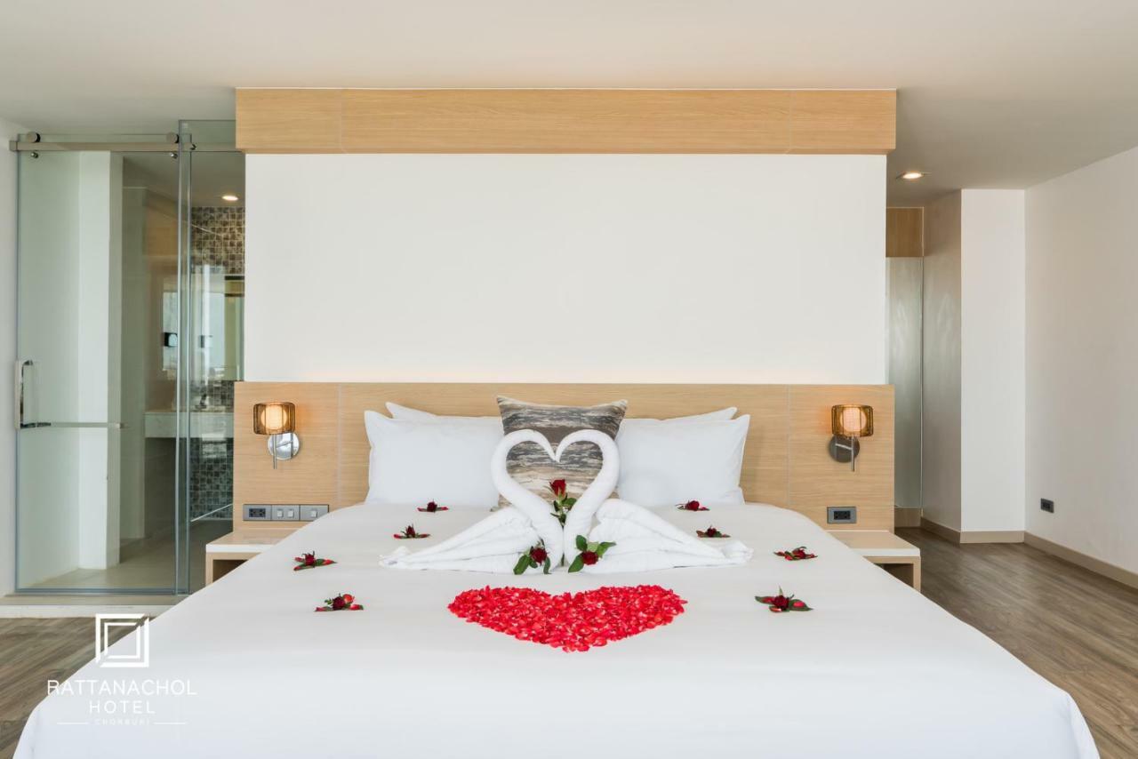Rattanachol Hotel Chonburi Luaran gambar