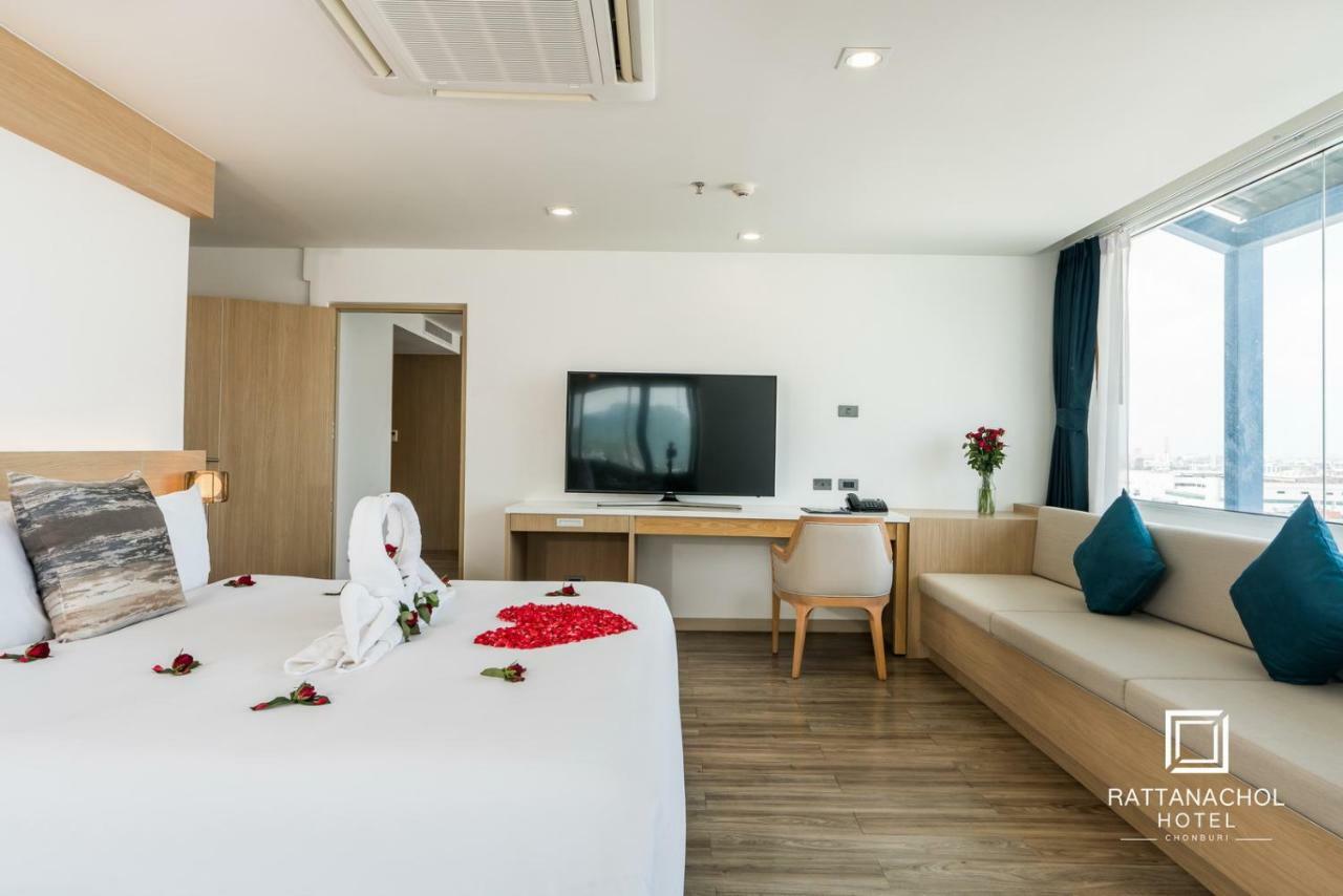 Rattanachol Hotel Chonburi Luaran gambar